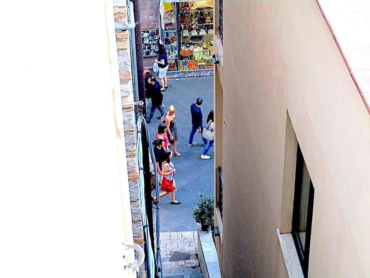 Arche Apartment Ταορμίνα 0*,  Ιταλία